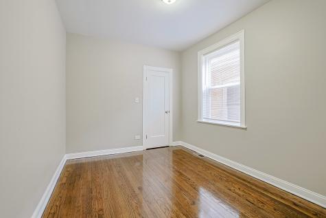 5955 South Whipple Street Chicago IL 60629