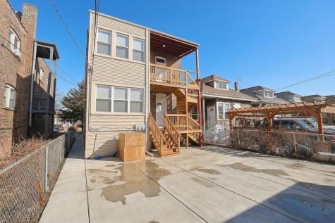 5955 South Whipple Street Chicago IL 60629
