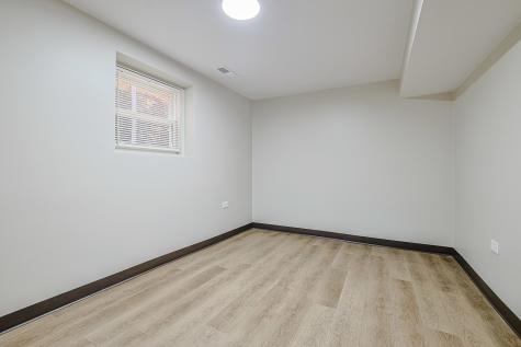 5955 South Whipple Street Chicago IL 60629