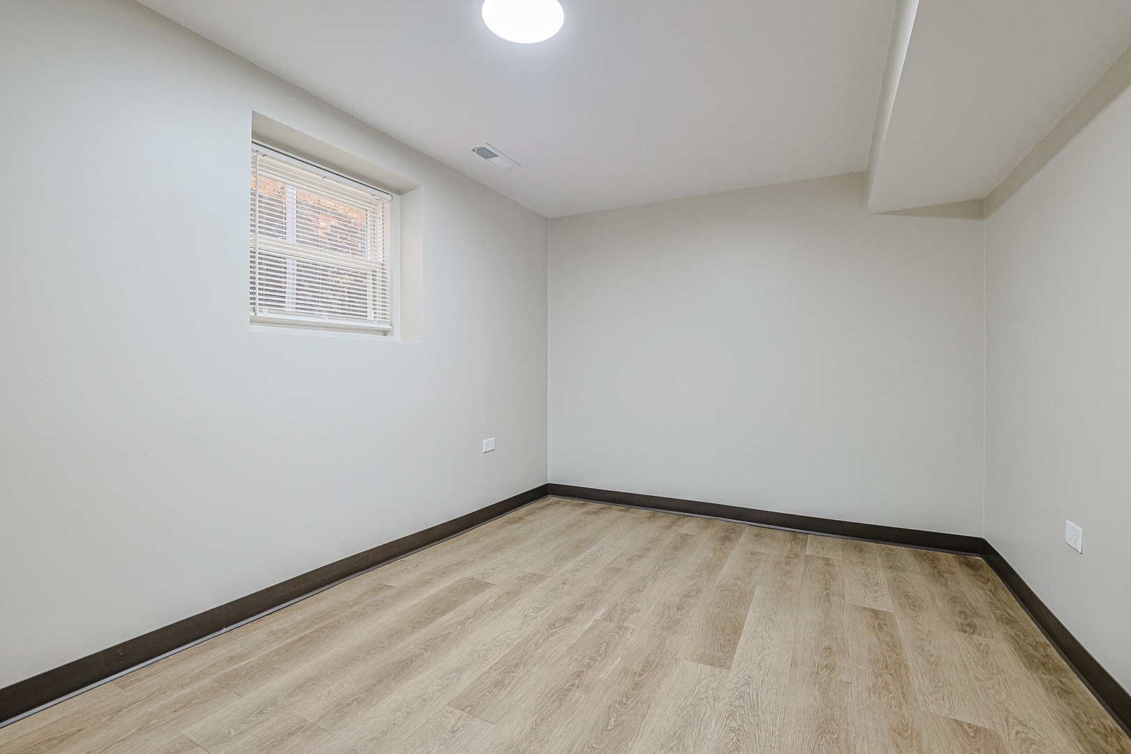5955 South Whipple Street Chicago IL 60629