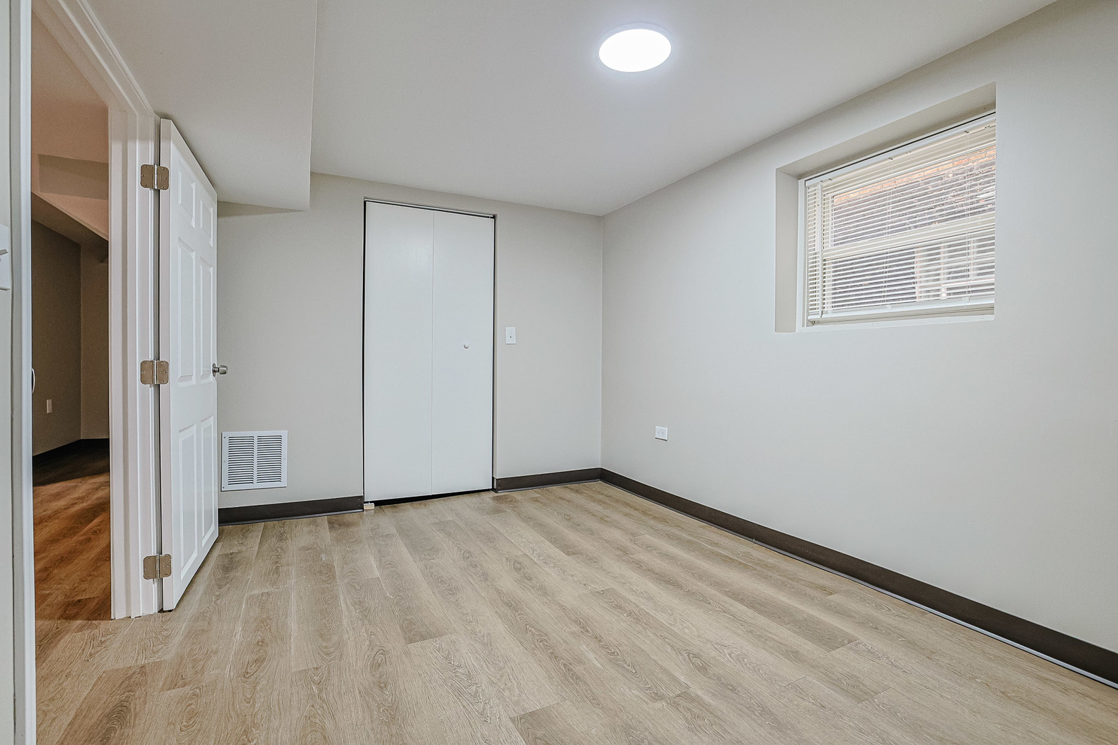 5955 South Whipple Street Chicago IL 60629