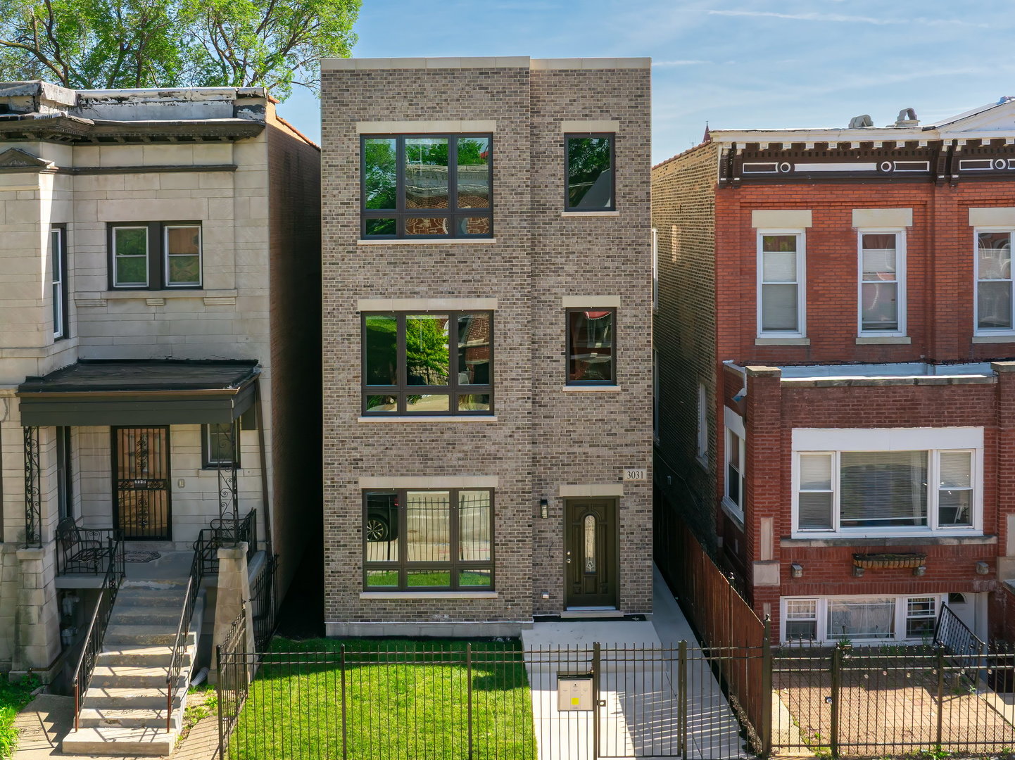 3031 West Warren Boulevard Chicago IL 60612