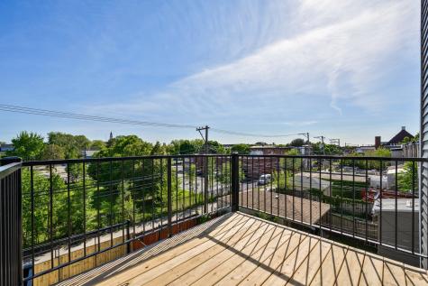 3031 West Warren Boulevard Chicago IL 60612