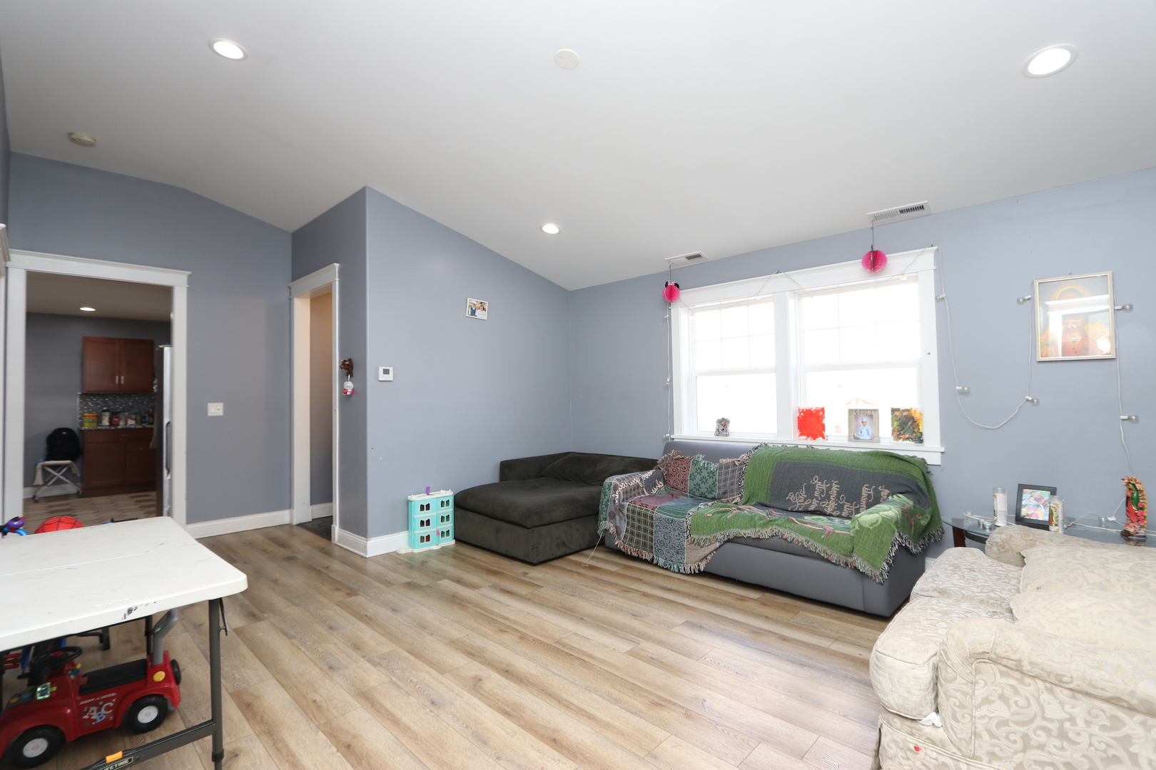 4247 West Haddon Avenue Chicago IL 60651