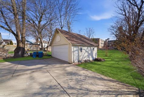 312 South Spencer Street Aurora IL 60505