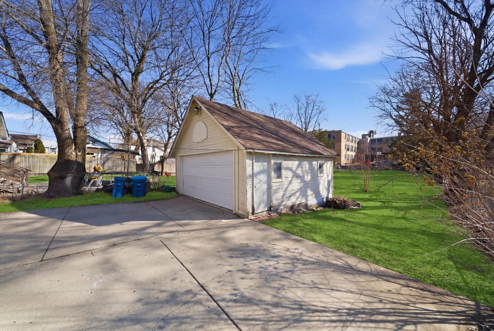 312 South Spencer Street Aurora IL 60505