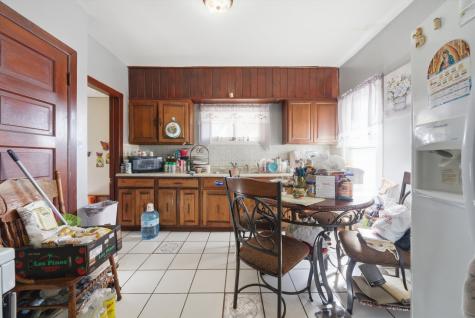 312 South Spencer Street Aurora IL 60505