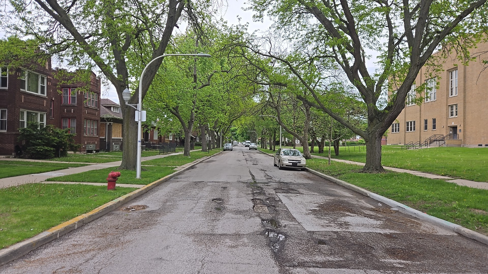 7627 South Bennett Avenue Chicago IL 60649
