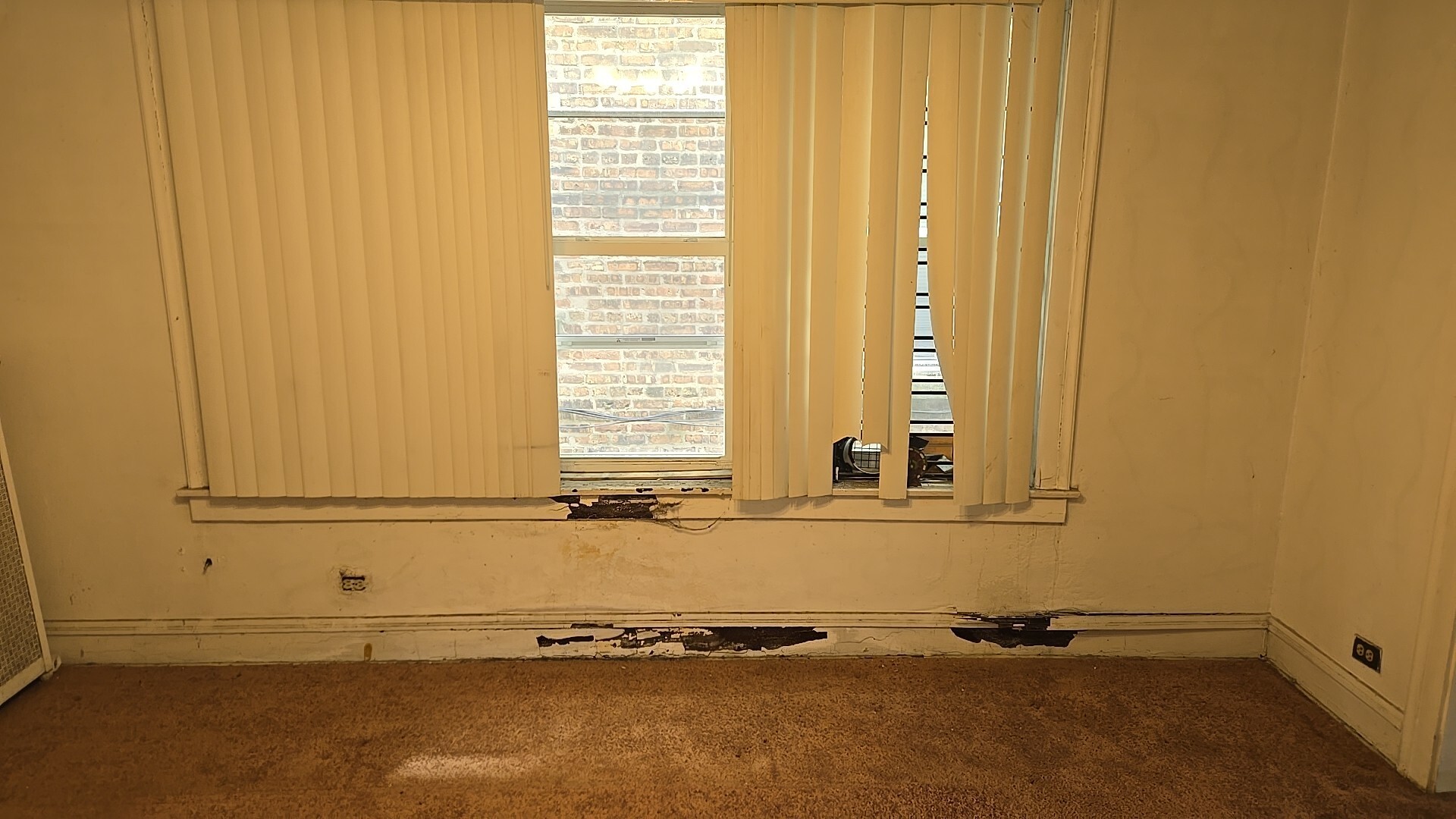 7627 South Bennett Avenue Chicago IL 60649