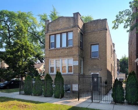 2857 North Avers Avenue Chicago IL 60618