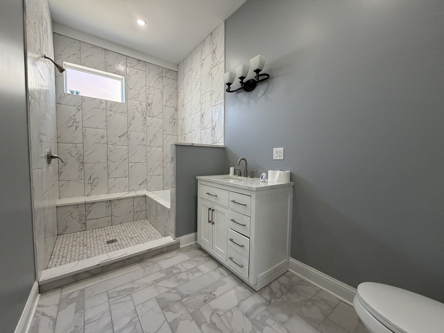 600 North Pine Avenue Chicago IL 60644