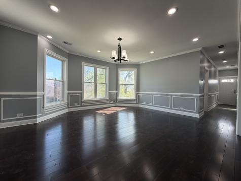600 North Pine Avenue Chicago IL 60644