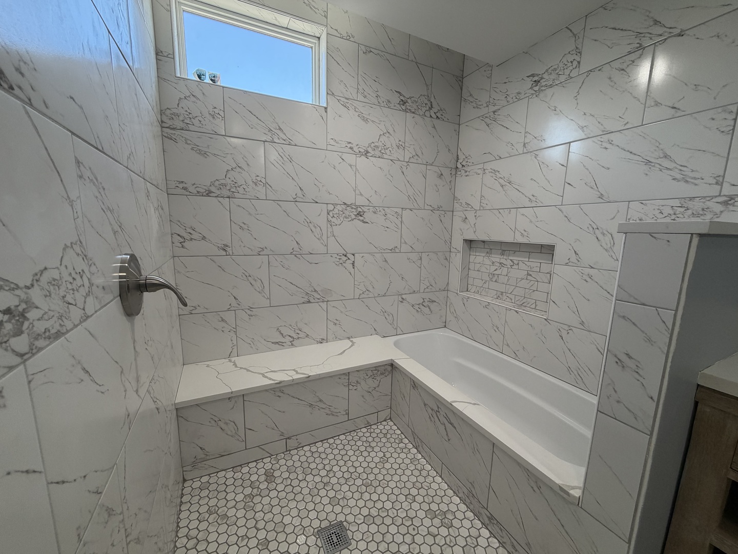 600 North Pine Avenue Chicago IL 60644