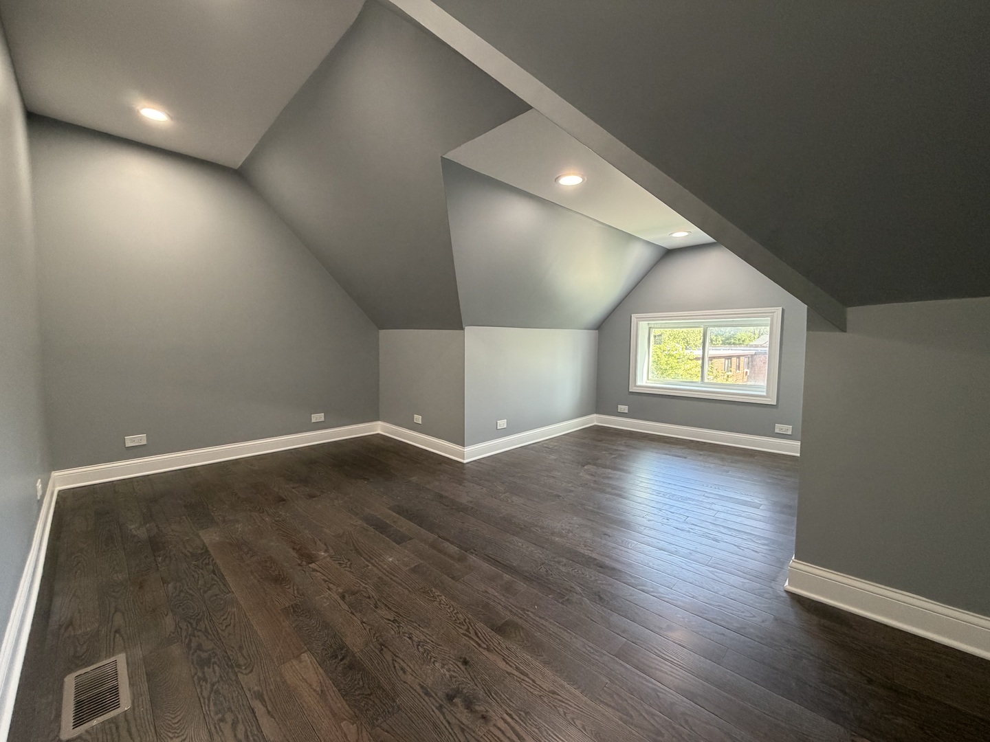 600 North Pine Avenue Chicago IL 60644