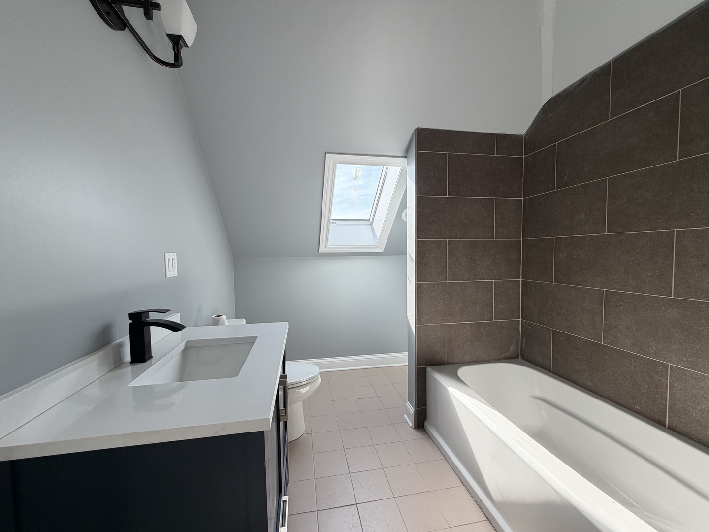 600 North Pine Avenue Chicago IL 60644