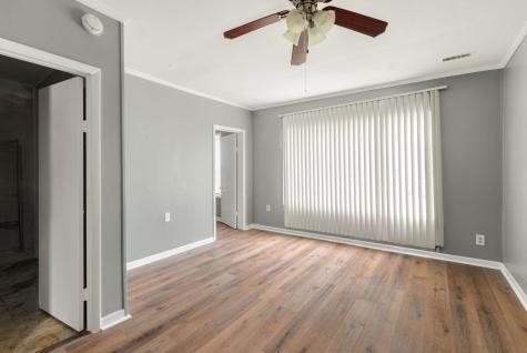 10440 South Torrence Avenue Chicago IL 60617