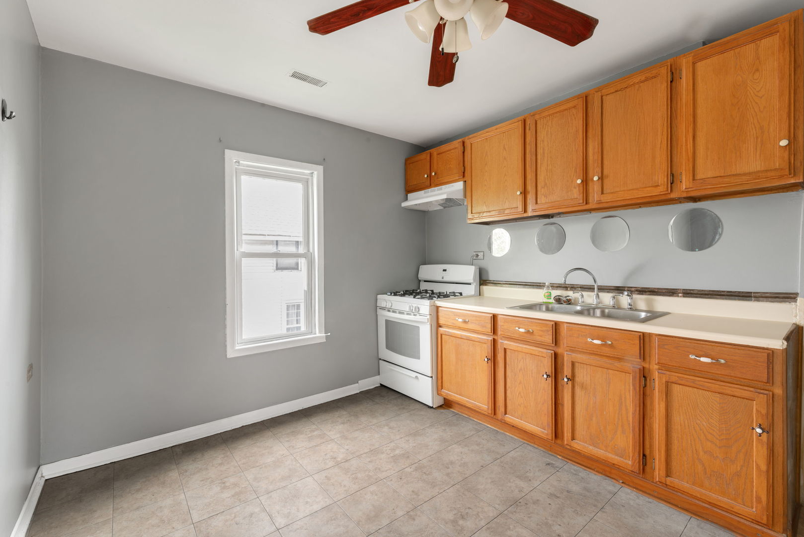 10440 South Torrence Avenue Chicago IL 60617