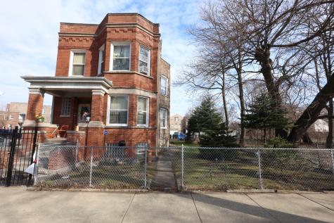 1418 East 69th Place Chicago IL 60637