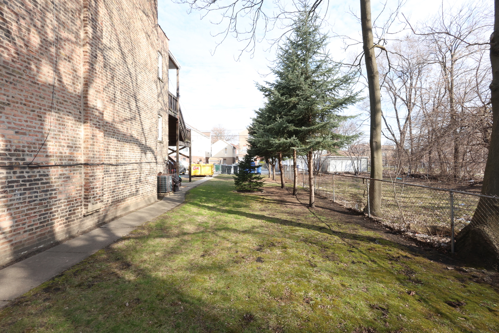 1418 East 69th Place Chicago IL 60637