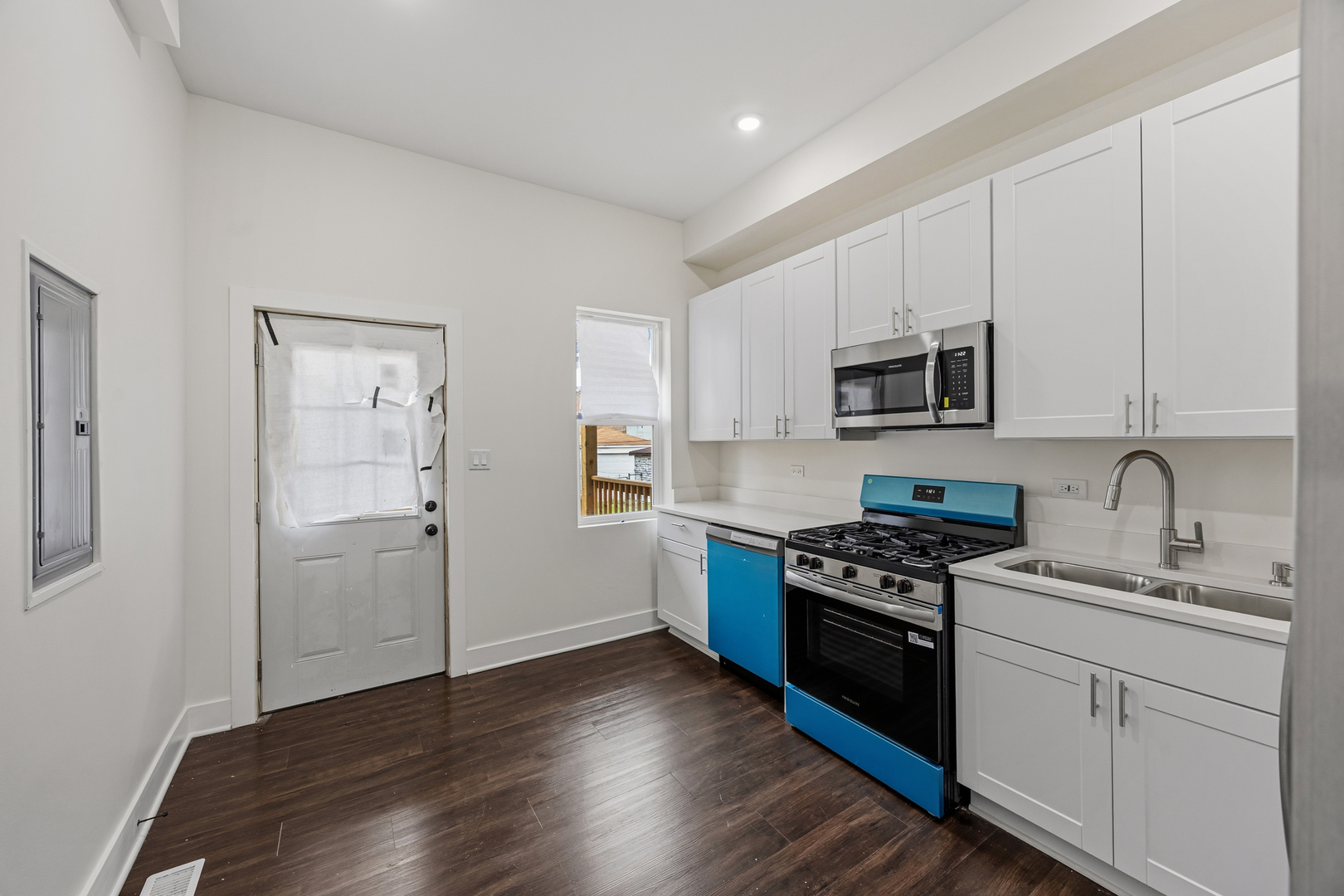 708 East 90th Street Chicago IL 60619
