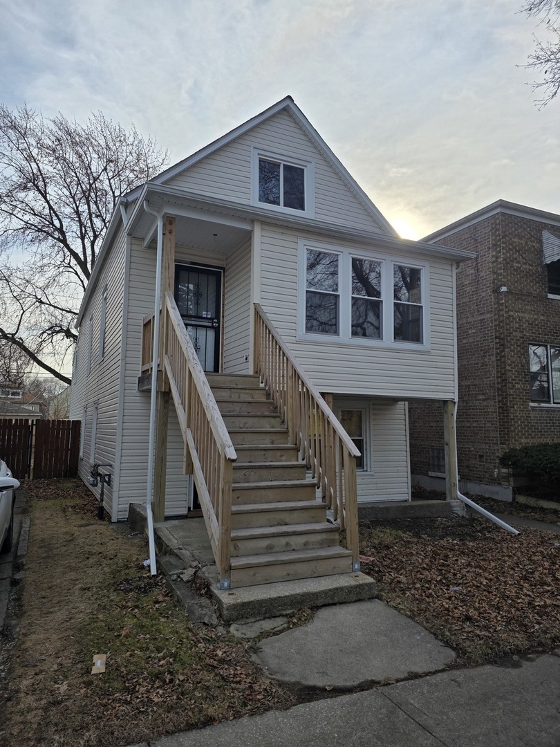 8549 South Kingston Avenue Chicago IL 60617