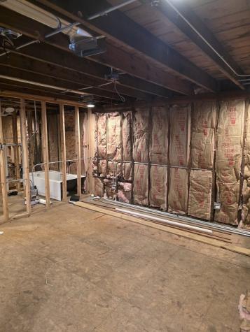 8549 South Kingston Avenue Chicago IL 60617