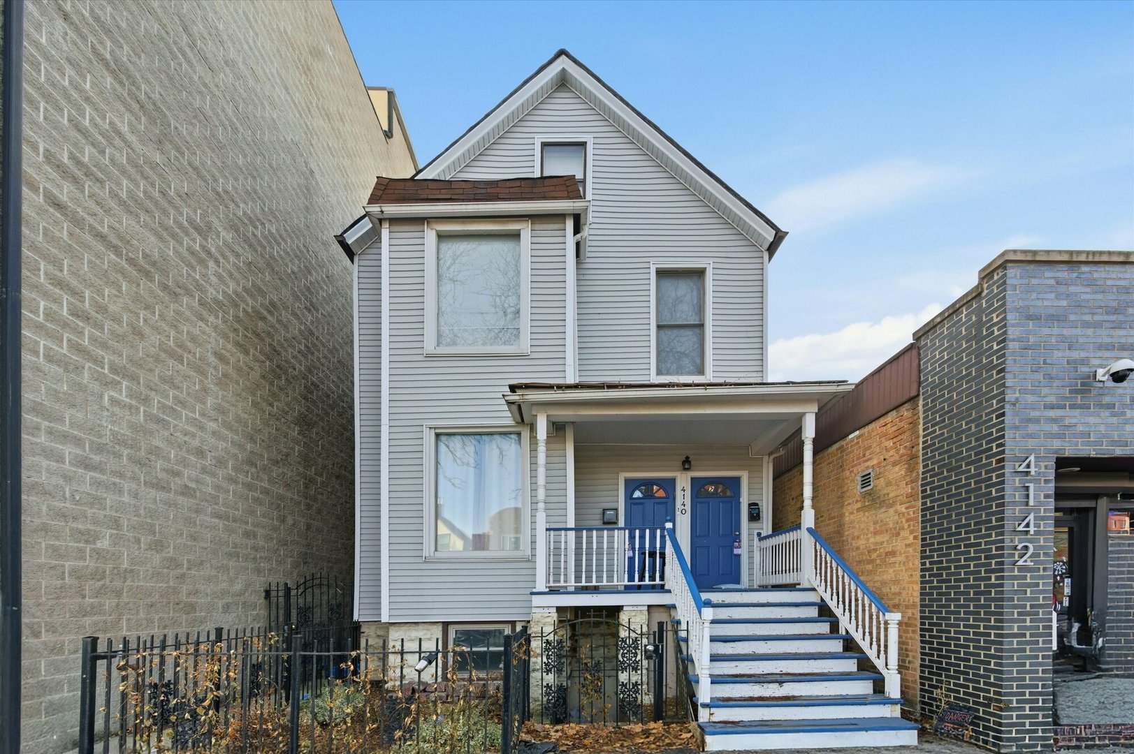 4140 North Western Avenue Chicago IL 60618