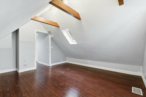 4140 North Western Avenue Chicago IL 60618