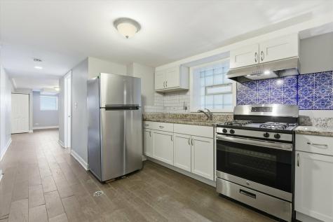 4140 North Western Avenue Chicago IL 60618