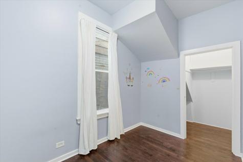 4140 North Western Avenue Chicago IL 60618