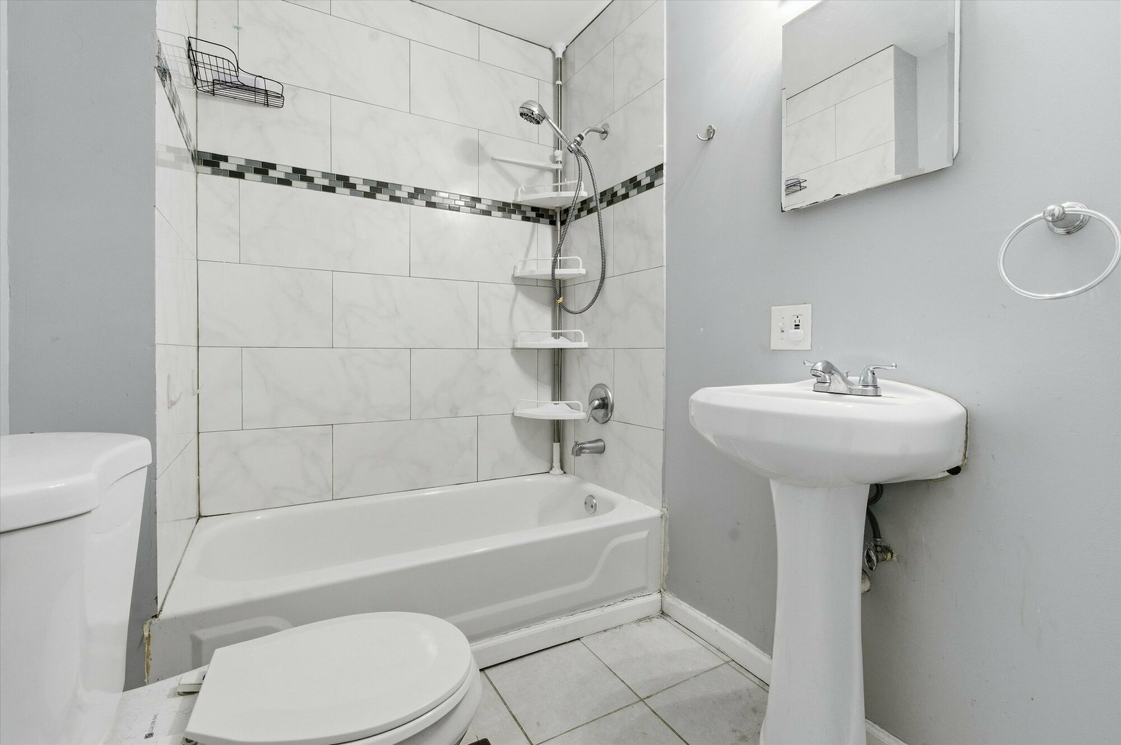 4140 North Western Avenue Chicago IL 60618