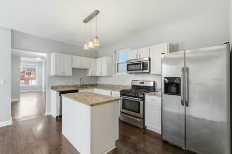 4140 North Western Avenue Chicago IL 60618