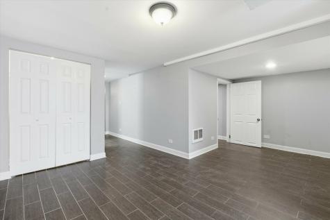 4140 North Western Avenue Chicago IL 60618