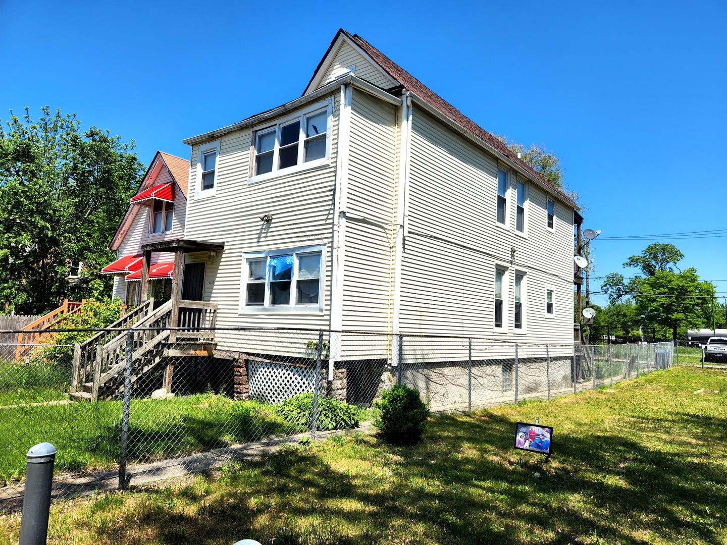 6815 South Green Street Chicago IL 60621
