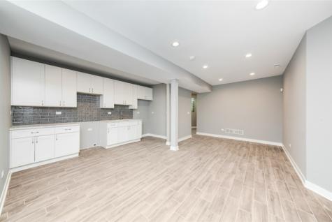4140 West Wilcox Street Chicago IL 60624