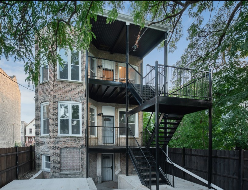 4140 West Wilcox Street Chicago IL 60624