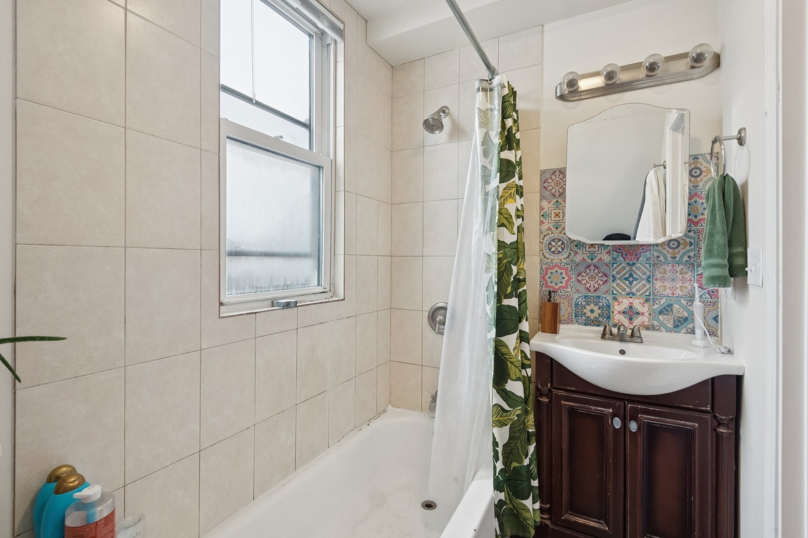 1707 North Washtenaw Avenue Chicago IL 60647