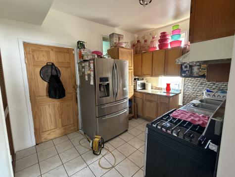 10045 South Avenue M Chicago IL 60617
