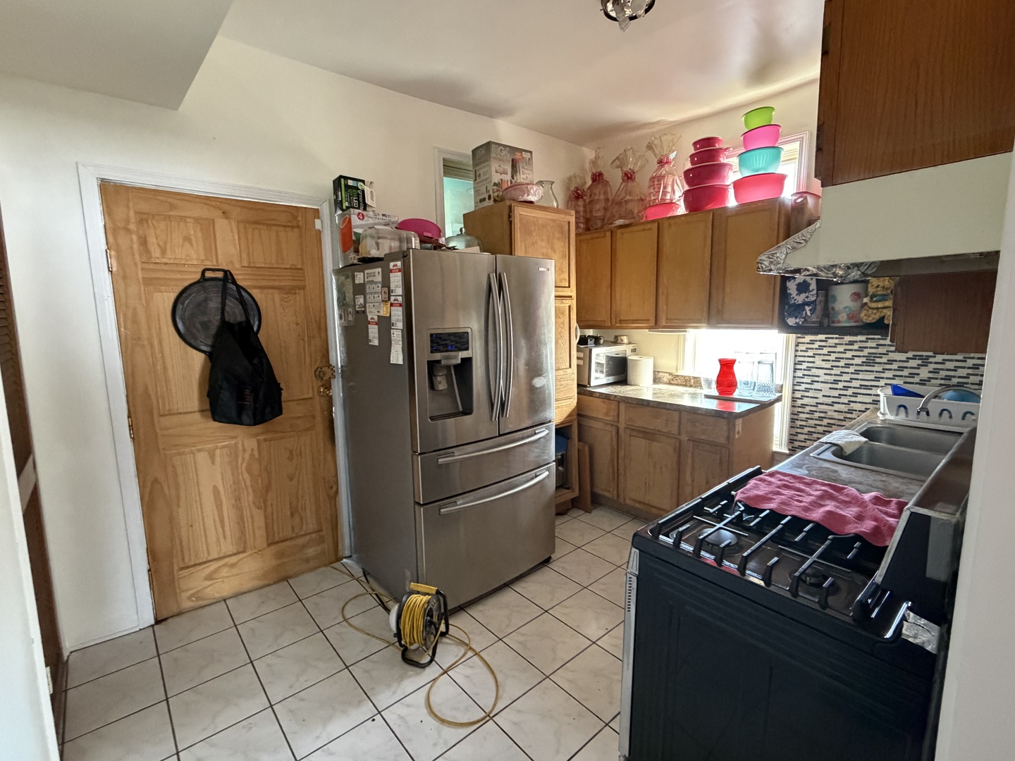 10045 South Avenue M Chicago IL 60617
