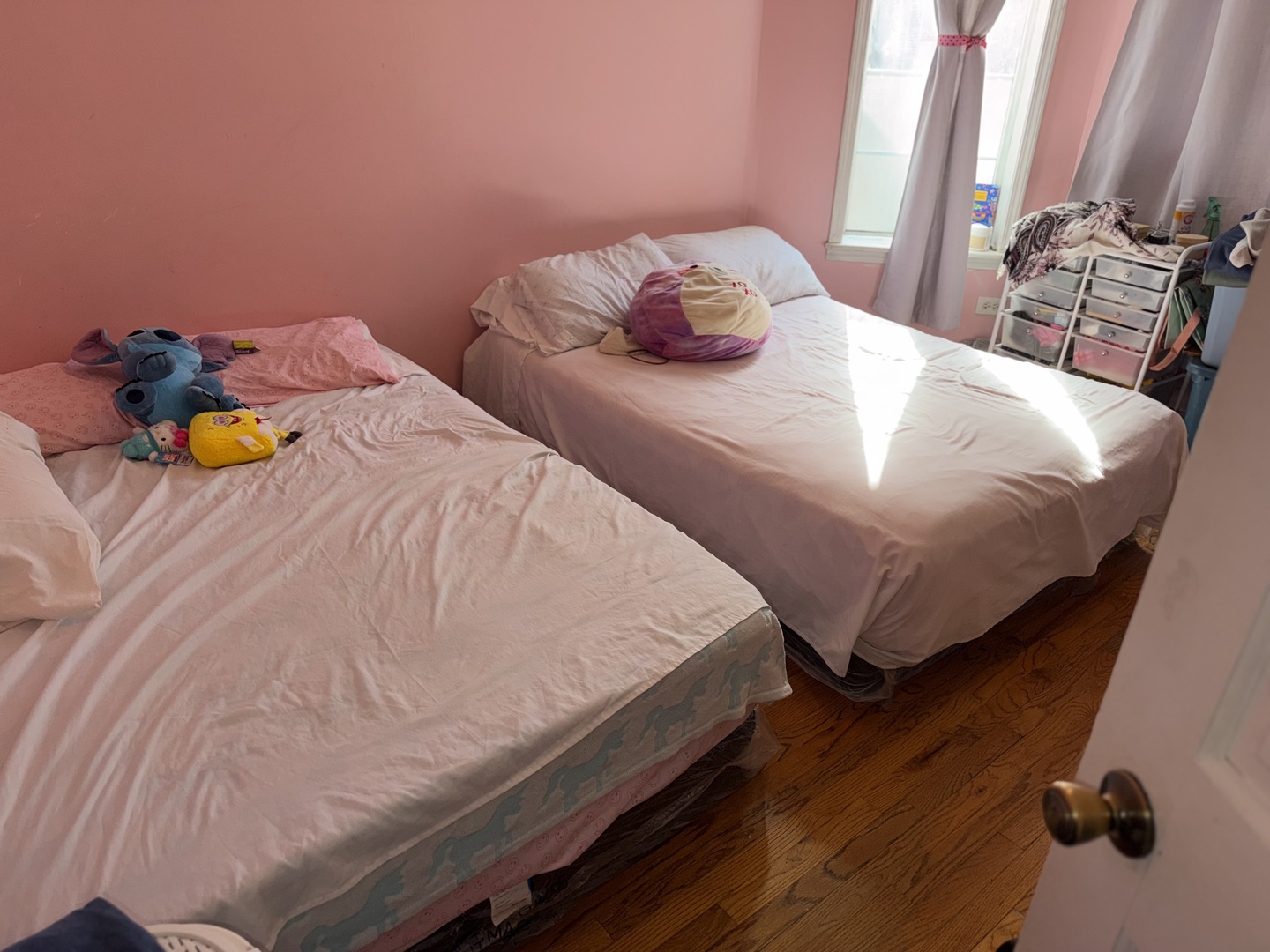 10045 South Avenue M Chicago IL 60617