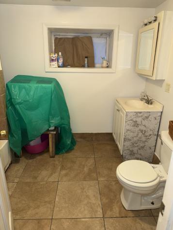 10045 South Avenue M Chicago IL 60617
