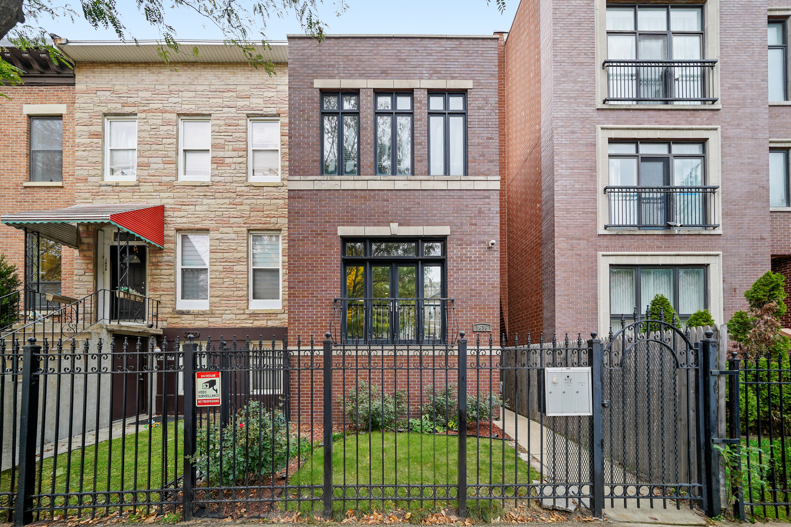 1636 West Warren Boulevard Chicago IL 60612