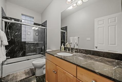 1636 West Warren Boulevard Chicago IL 60612