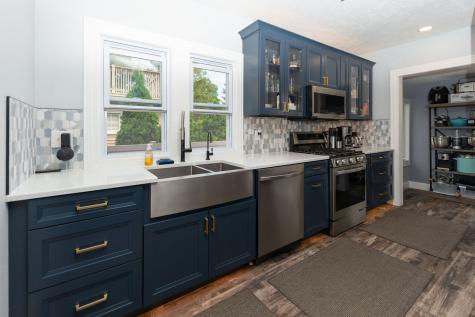 1719 Post Avenue Rockford IL 61103