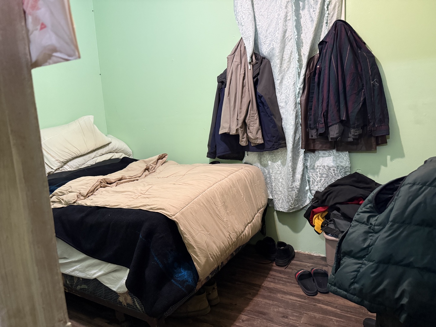 5009 South Artesian Avenue Chicago IL 60632