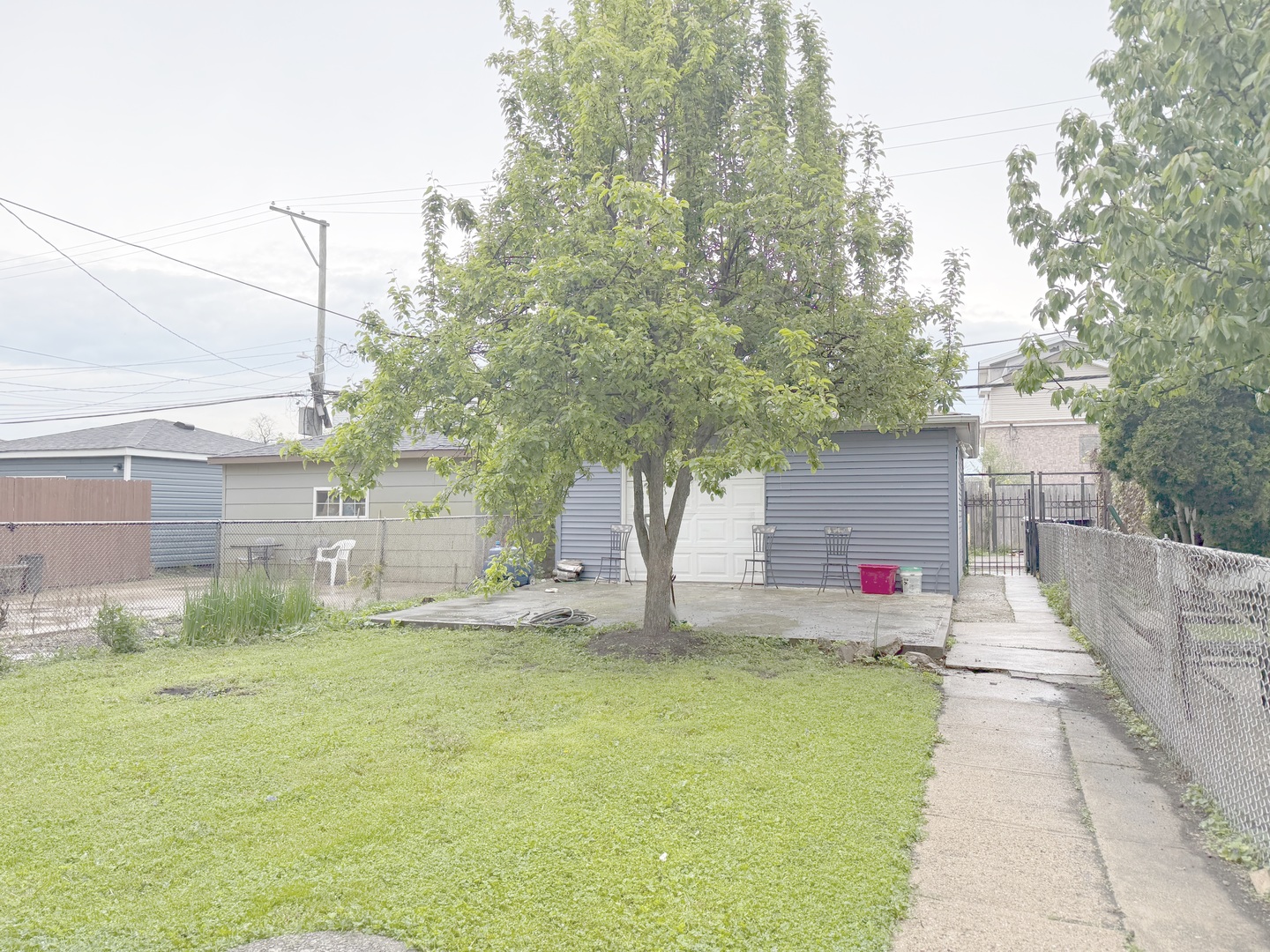 5009 South Artesian Avenue Chicago IL 60632