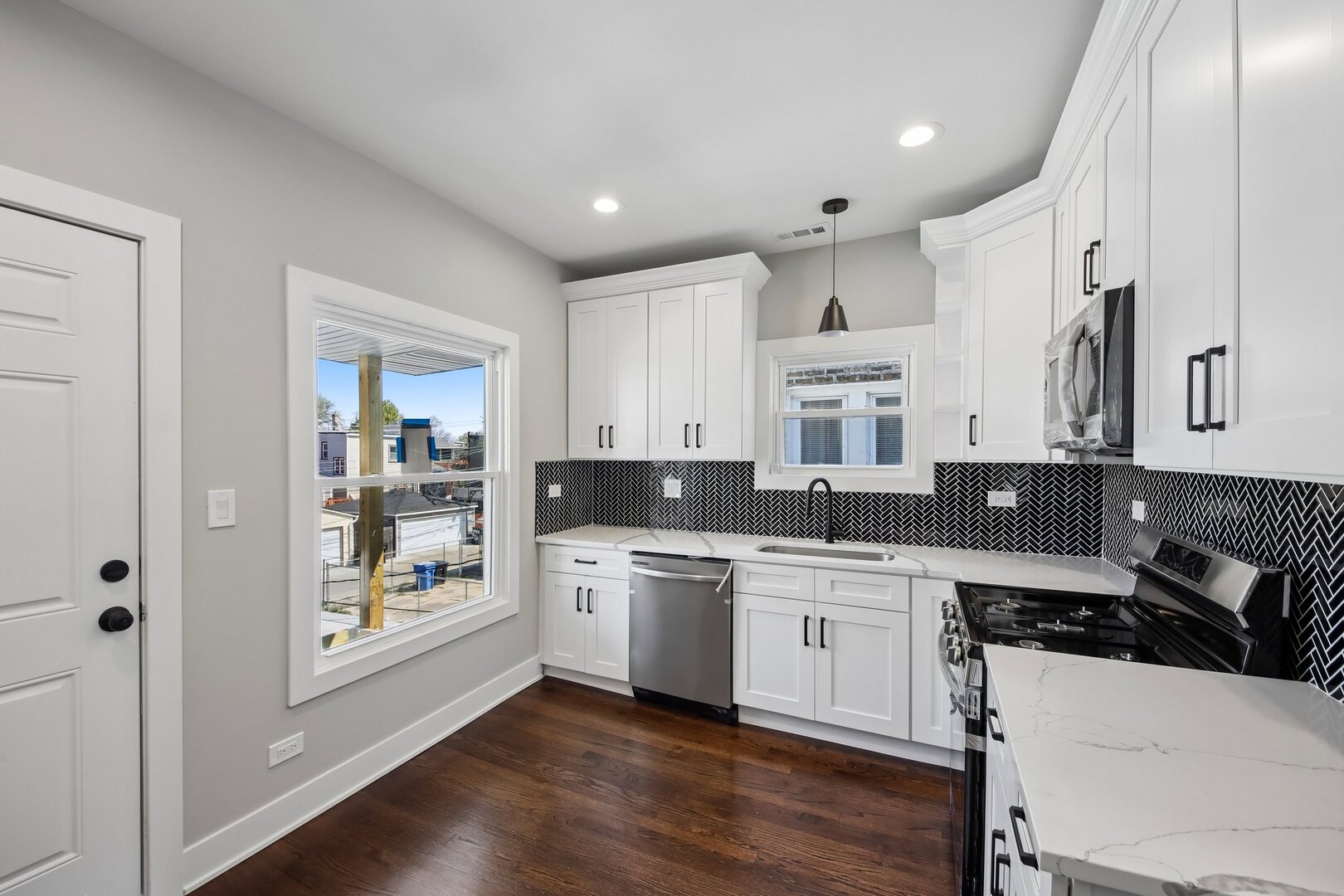 853 North Laramie Avenue Chicago IL 60651