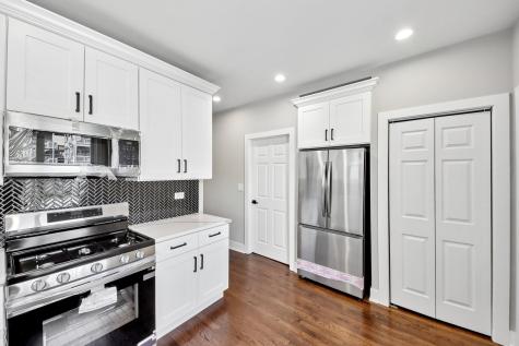 853 North Laramie Avenue Chicago IL 60651