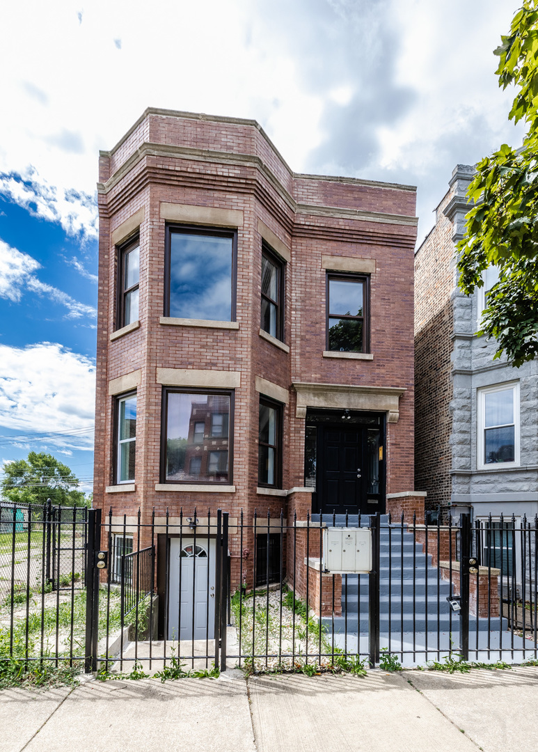 3651 West Grenshaw Street Chicago IL 60624