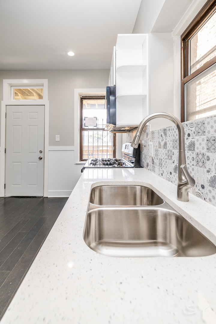 3651 West Grenshaw Street Chicago IL 60624
